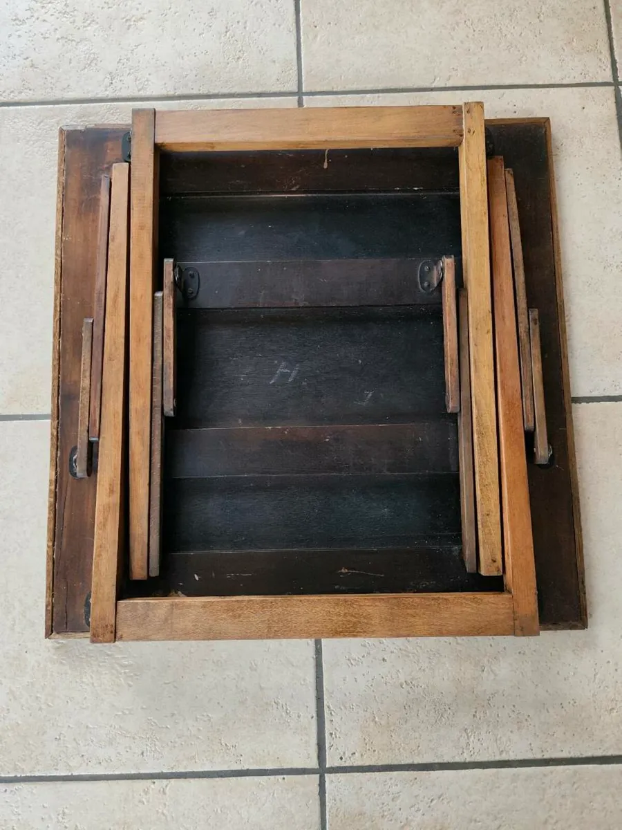 Vintage foldable card table - Image 4