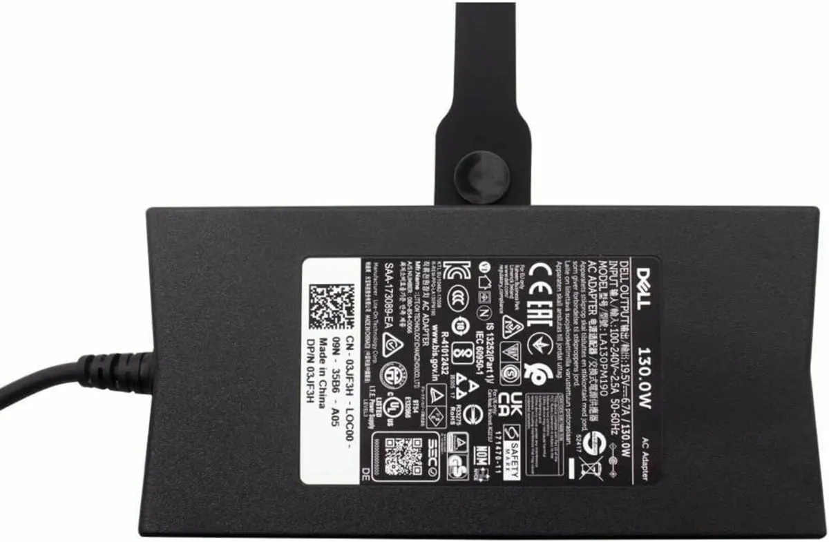 Dell laptop charger 130W pin 7.4mm x 5mm - Image 1