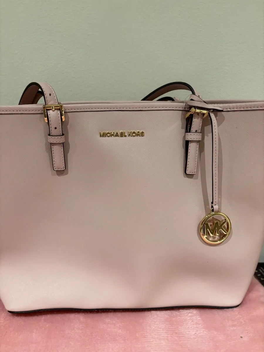 Handbags-designer. Michael Kors - Image 3