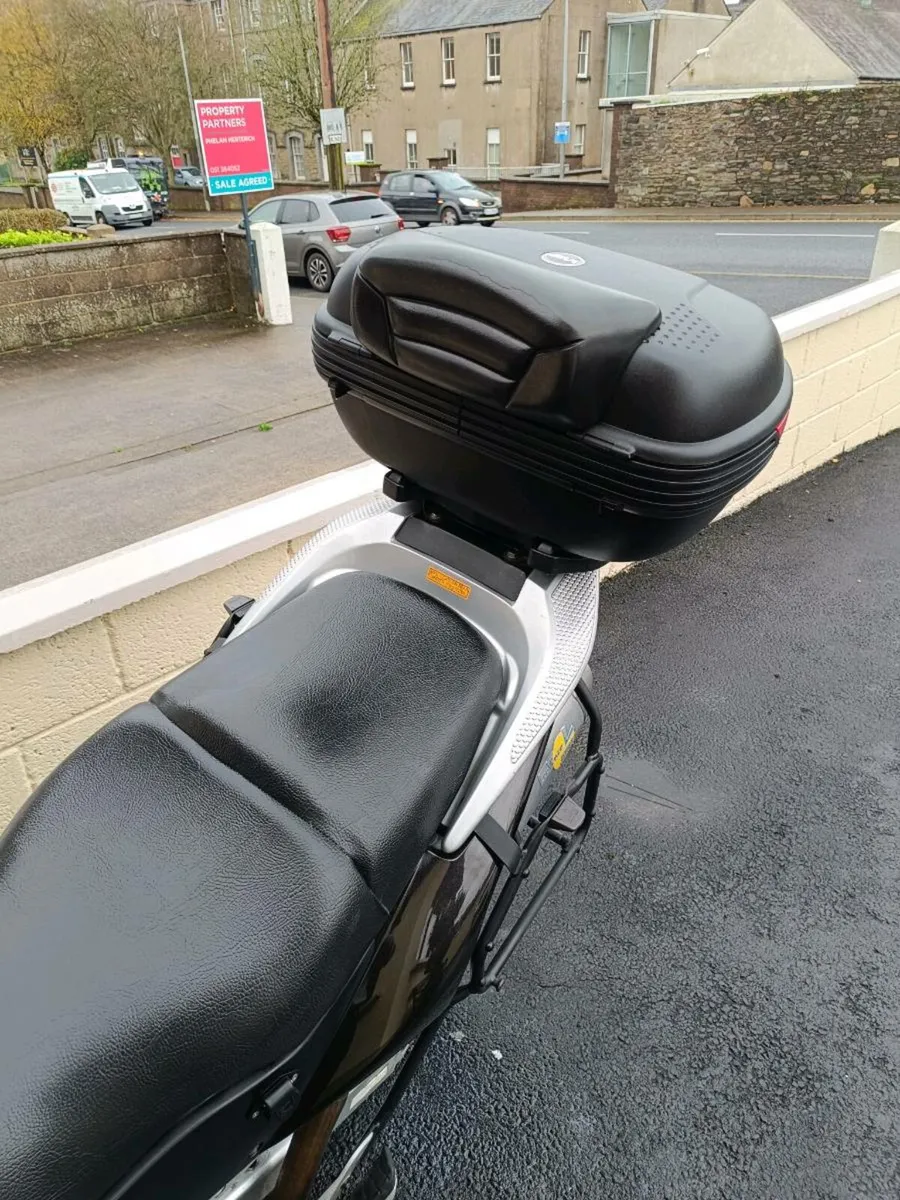 2008 honda varadero - Image 4