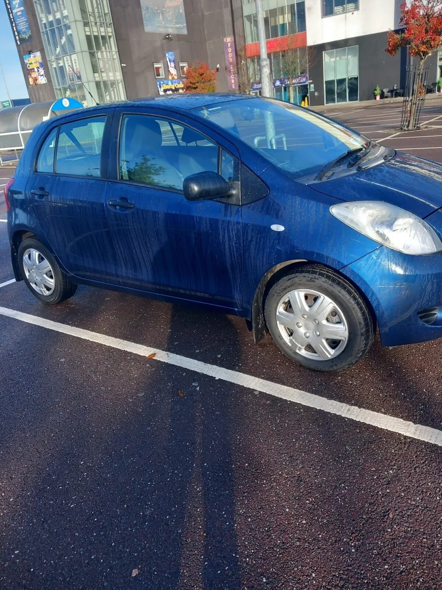 2006 Toyota Yaris - Image 1