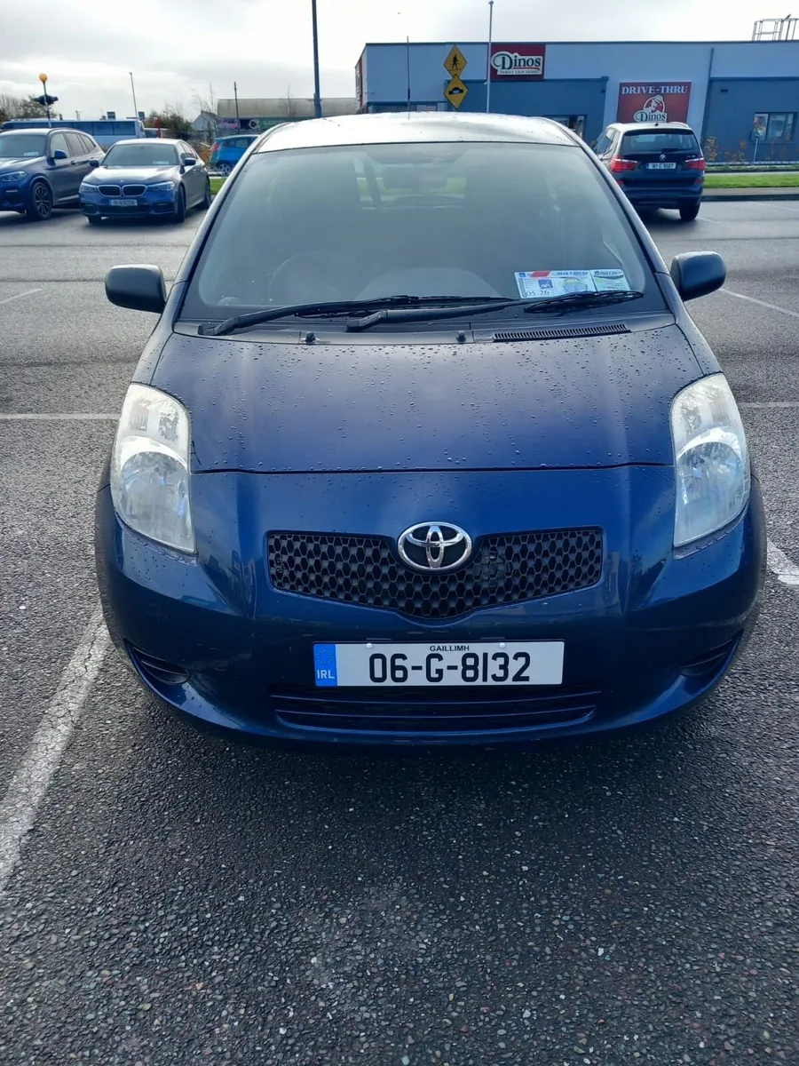 2006 Toyota Yaris - Image 2