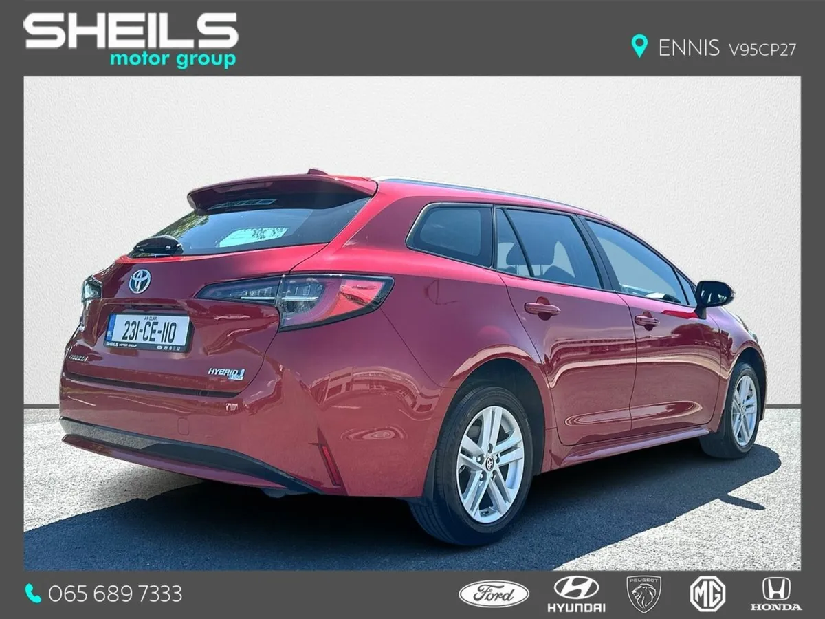 Toyota Corolla Automatic 1.8 Hybrid Luna Estate - Image 2