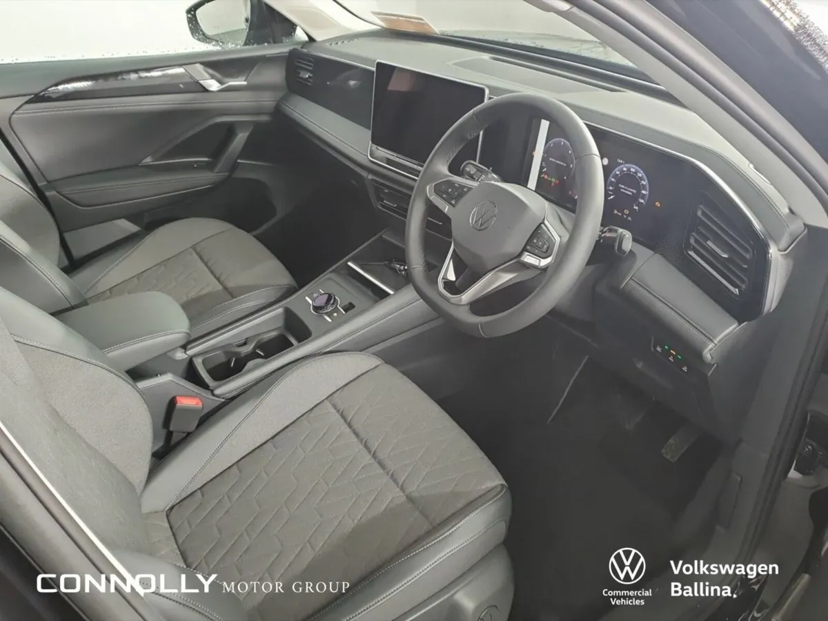 Volkswagen Tiguan COMMERCIAL 2 SEAT - Image 4