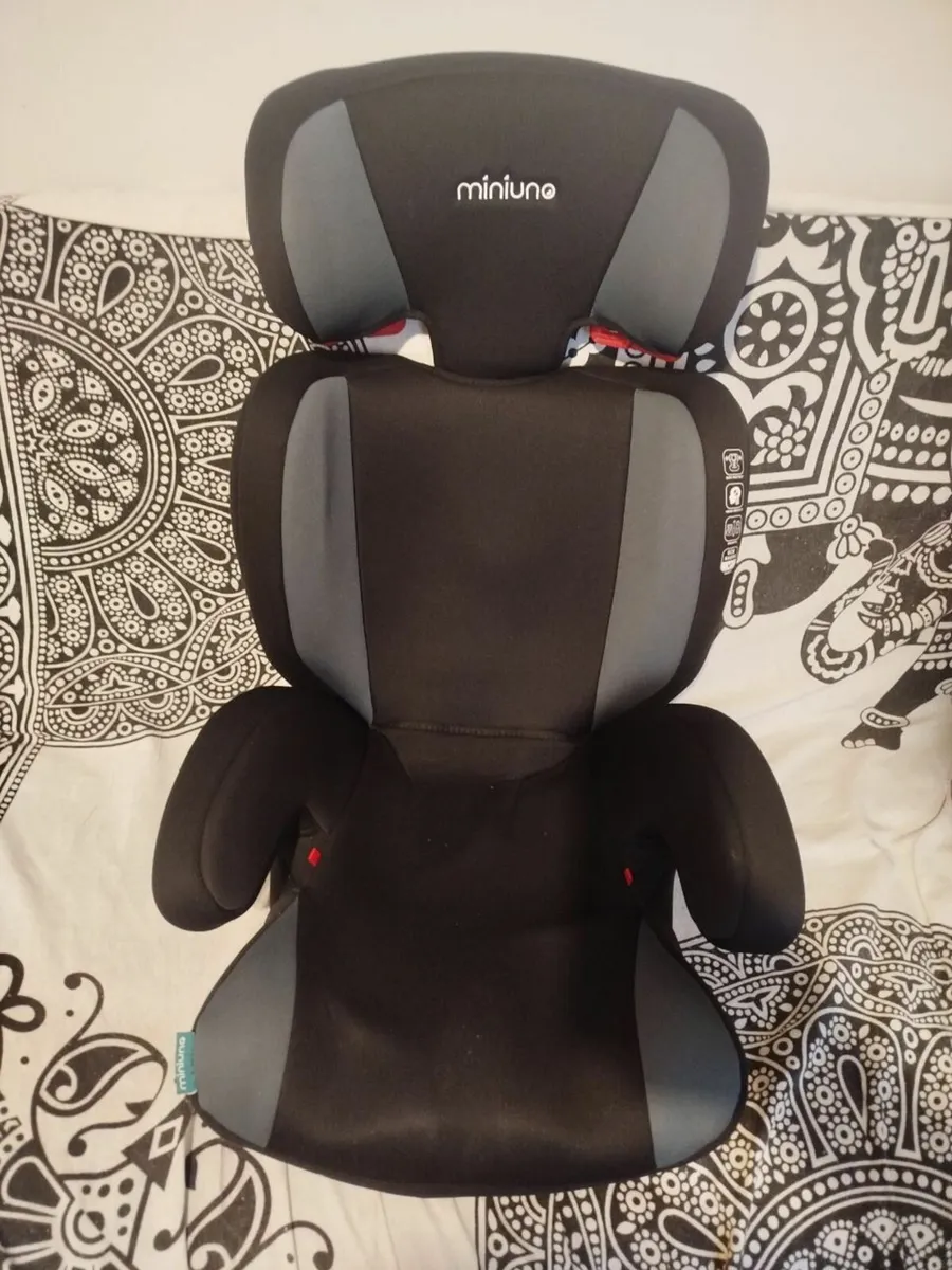 Child car seat - Image 1