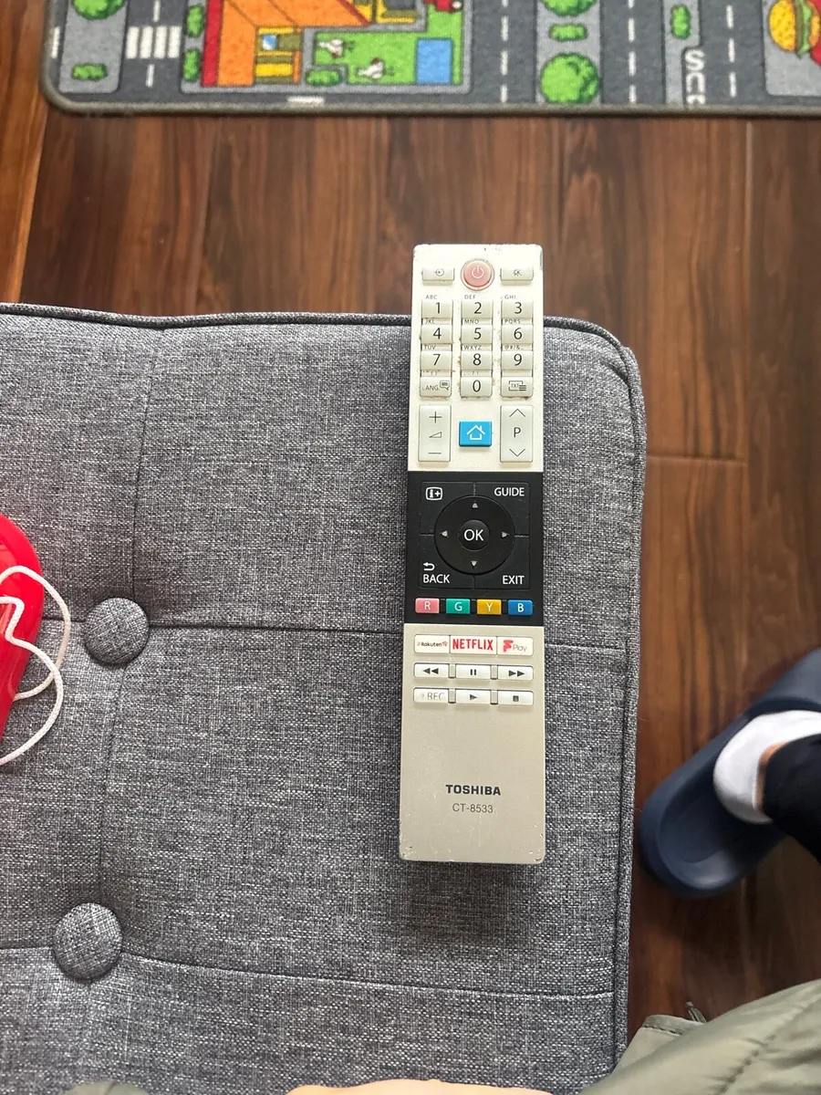 Tv and unit - Image 1