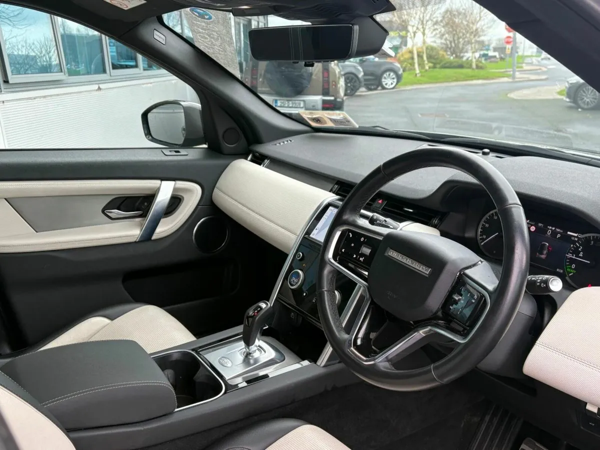 Land Rover Discovery Sport Glass roof // Leather / - Image 3