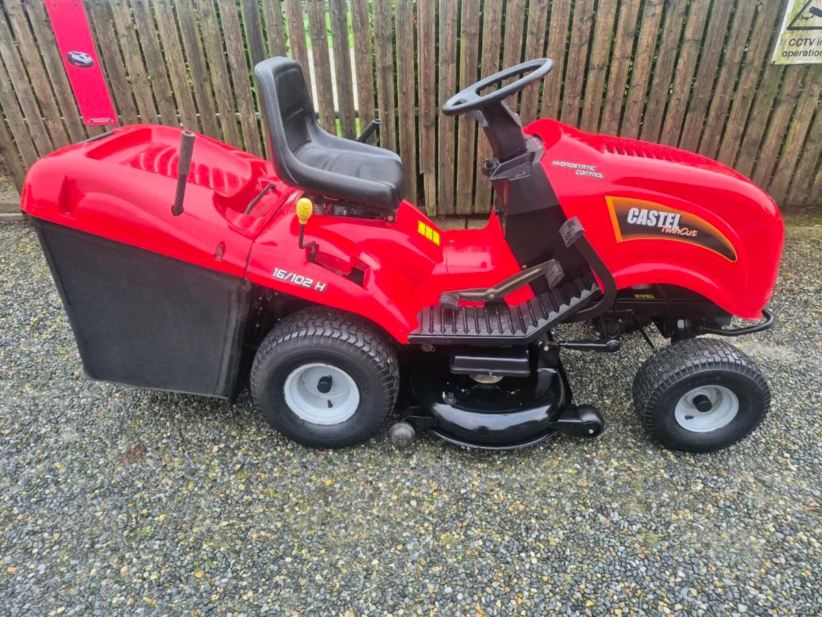 Castelgarden 16/102 H - Image 1