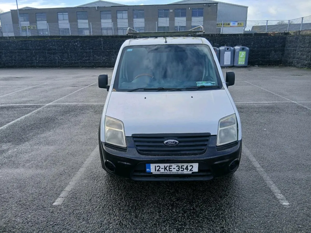 2012 Ford connect !! New Cvrt !! - Image 2