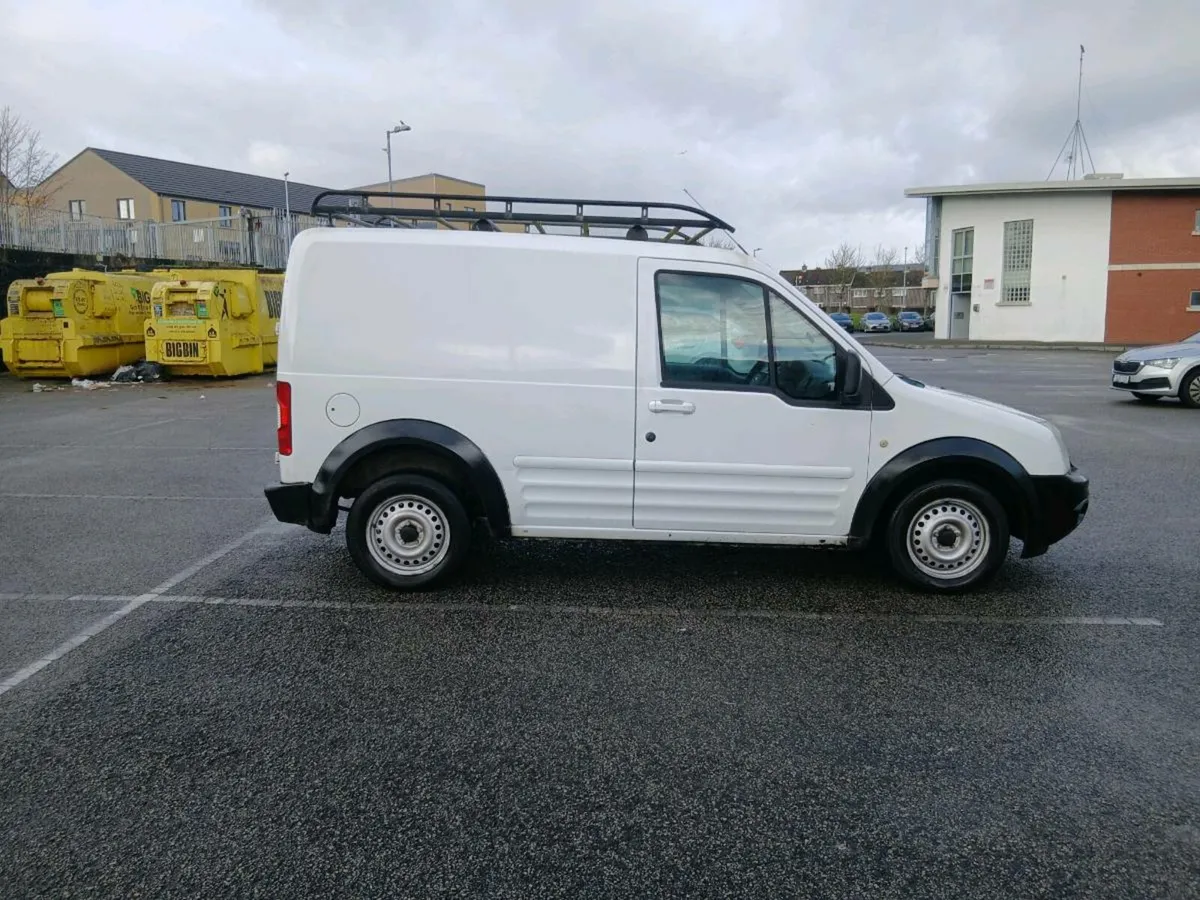 2012 Ford connect !! New Cvrt !! - Image 4