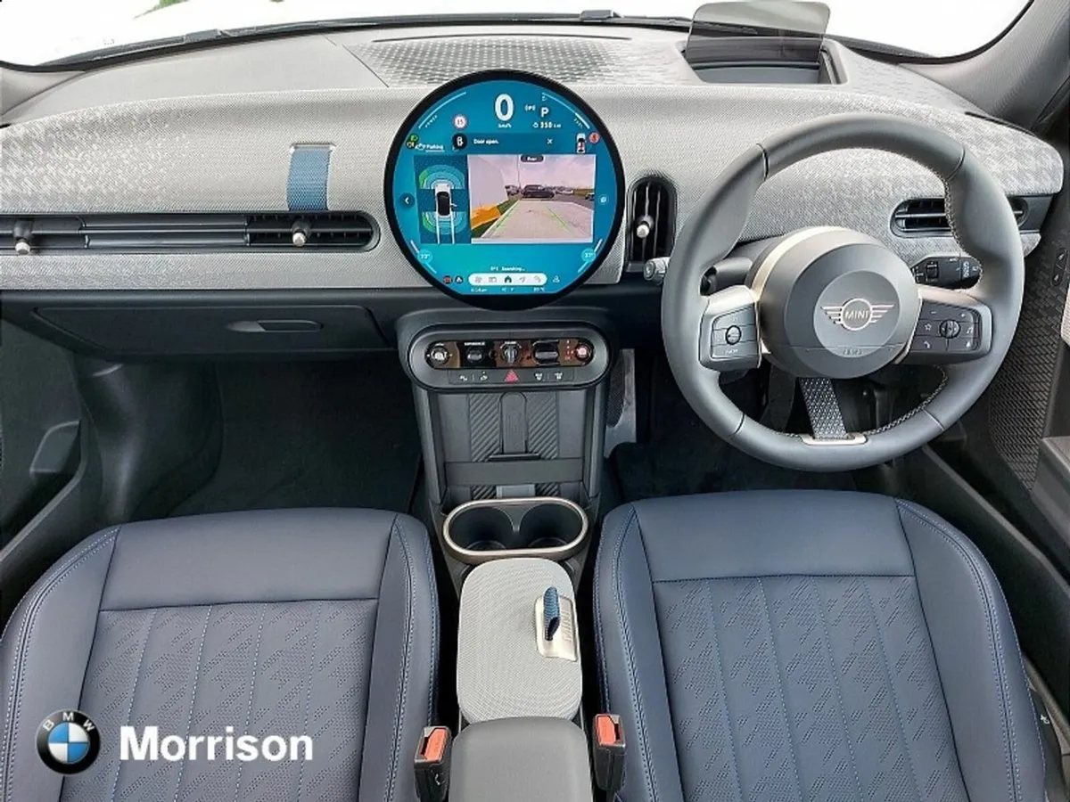 Mini Cooper Cooper C 5Dr - Image 2