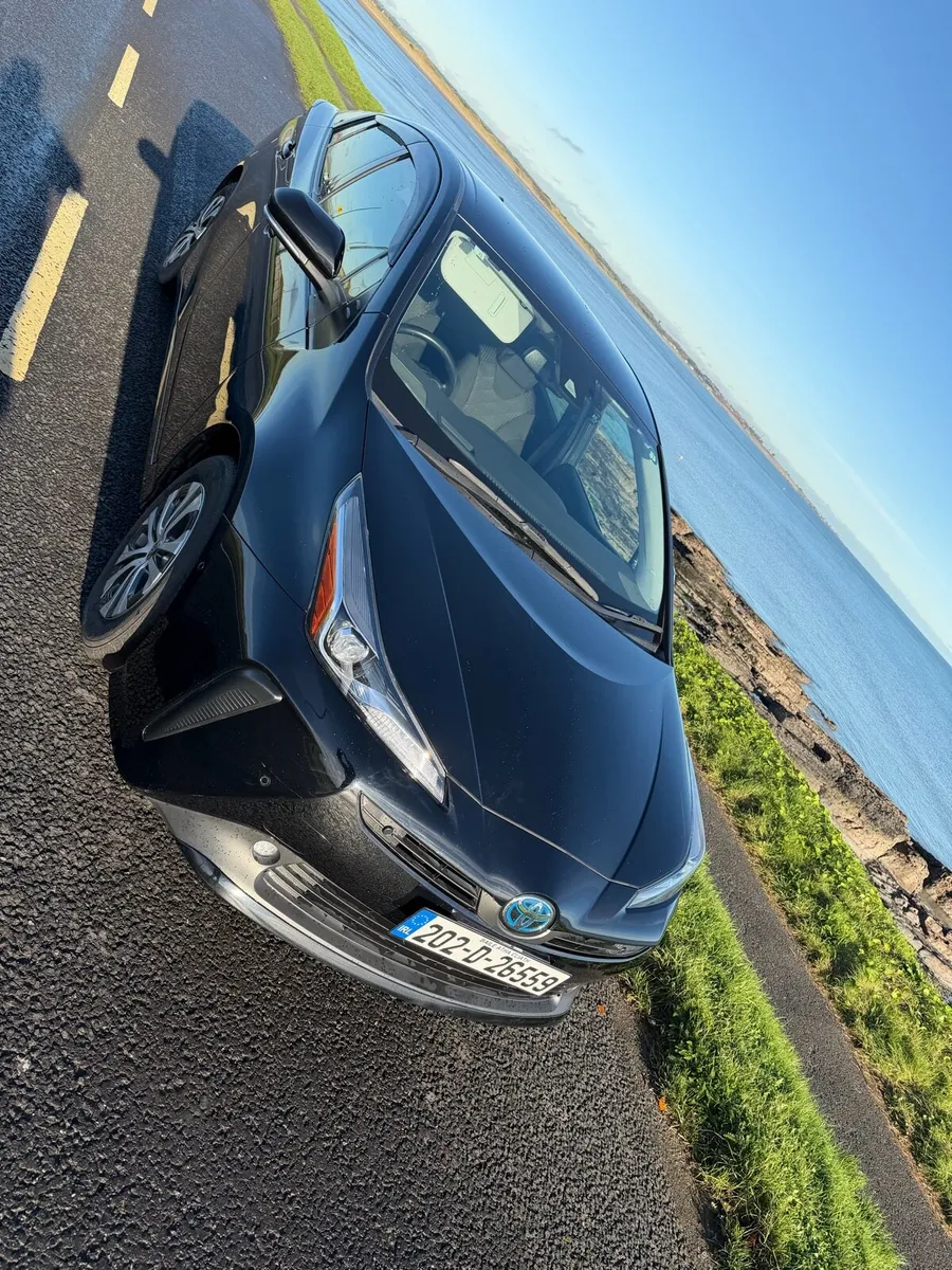 Toyota Prius 2020 Extra features - Image 2