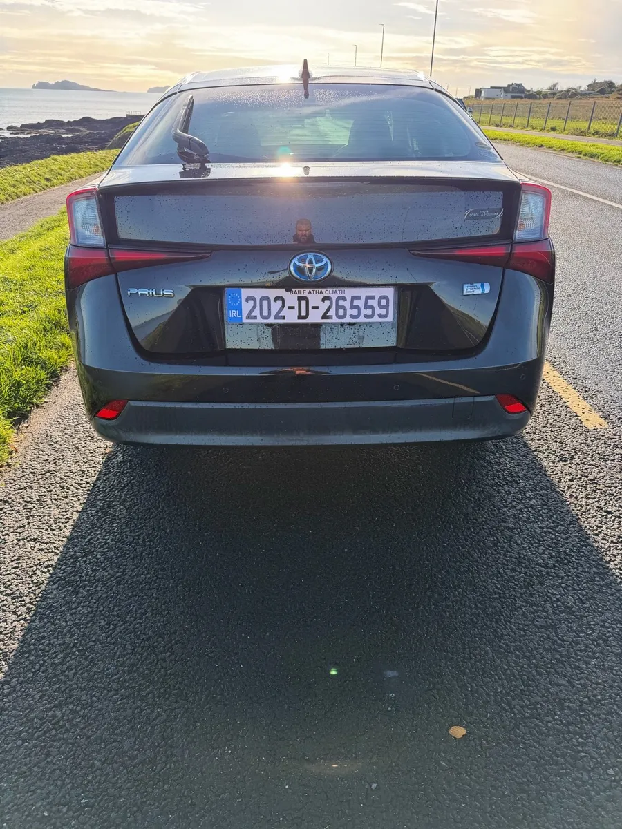 Toyota Prius 2020 Extra features - Image 4