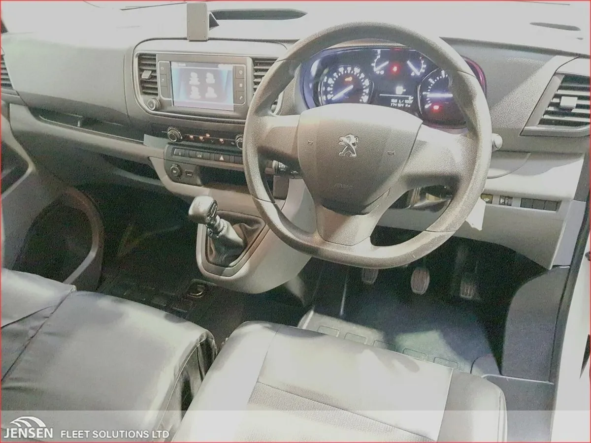 Peugeot Expert PROFESSIONAL STD 1.5 HDI 120hp (€10 - Image 3