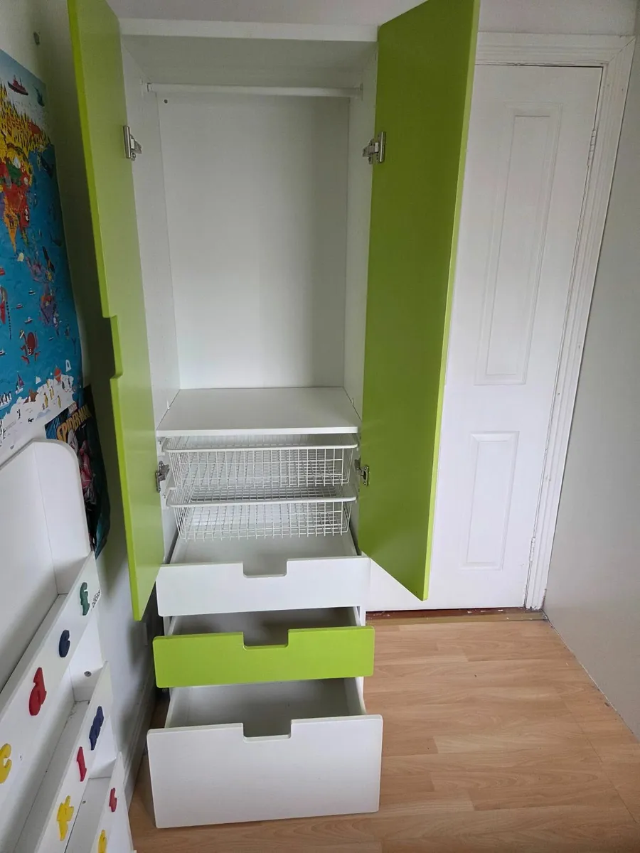 Kids wardrobe - Image 2