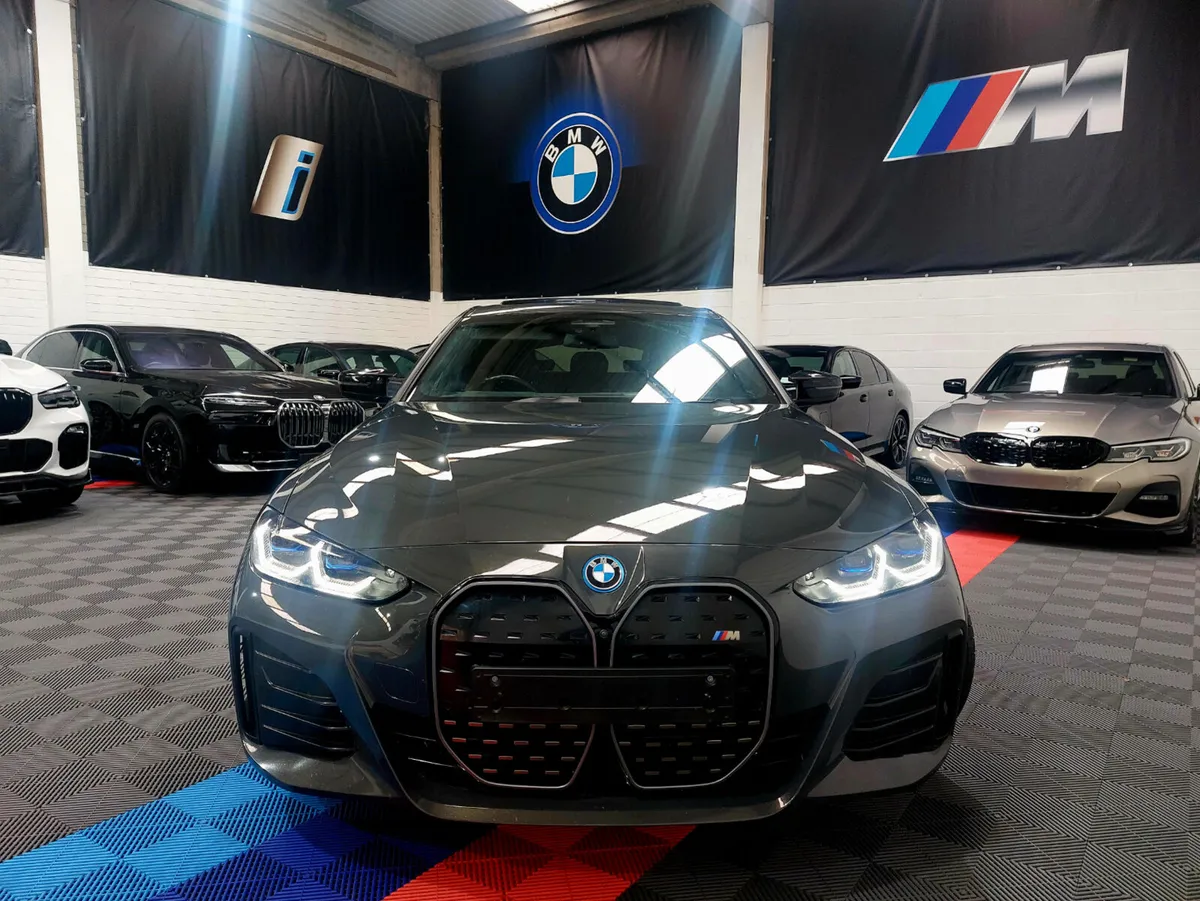 222 I4 M50 PRO XDRIVE (INDIVIDUAL- EVERY EXTRA) - Image 2