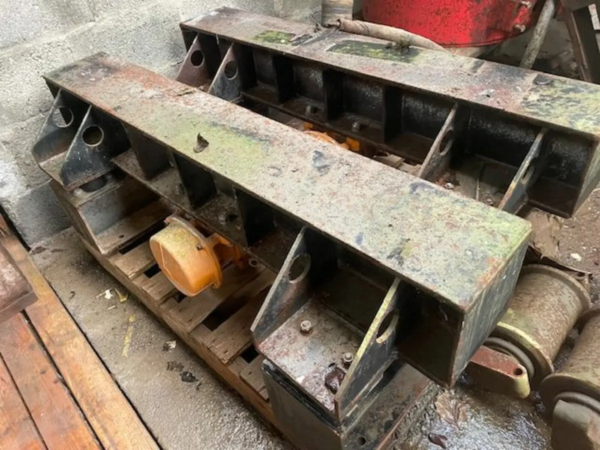 Precast Vibrating  Beams / Slat Moulds - Image 2