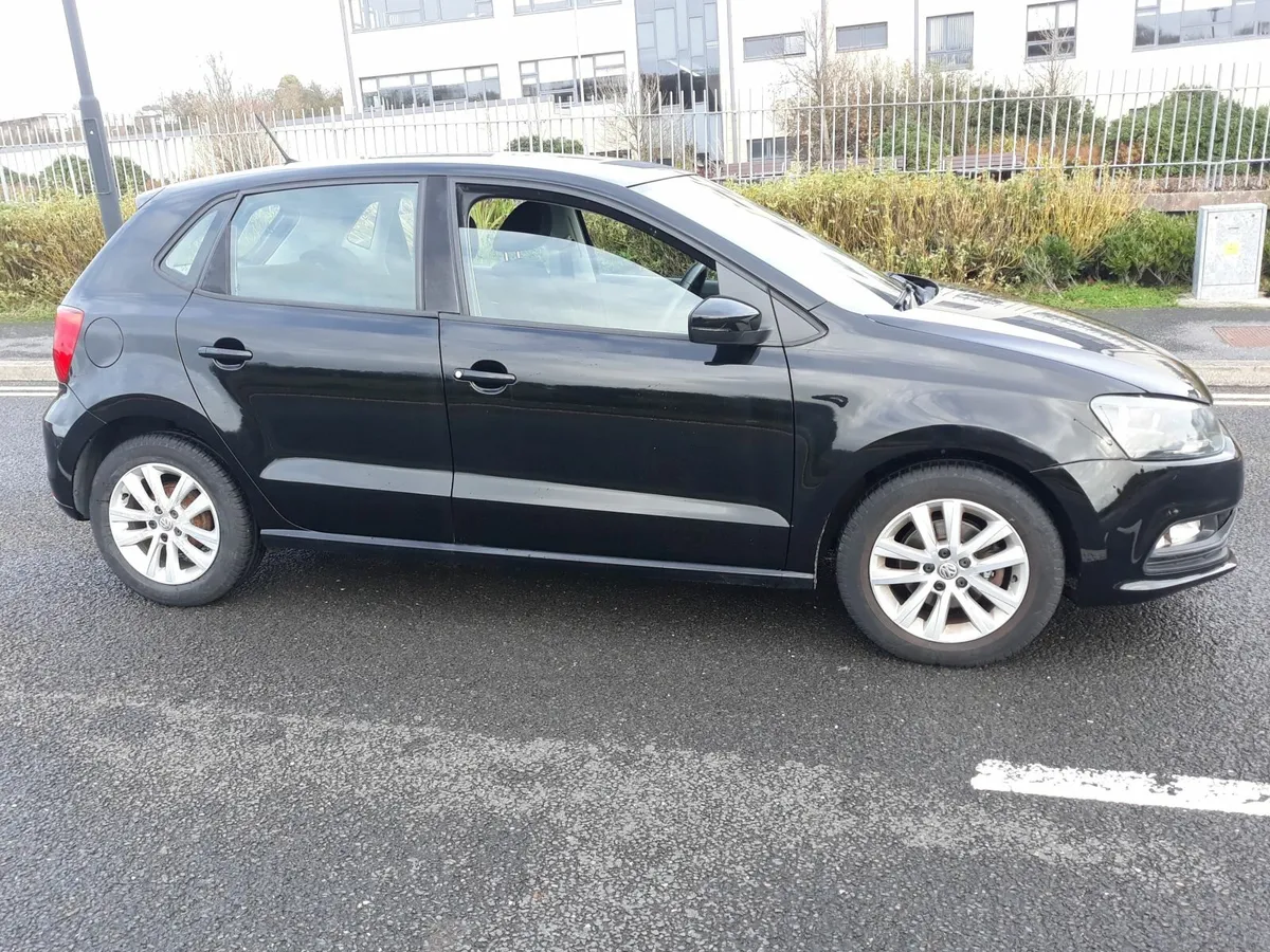 Volkswagen Polo 2018 - Image 2