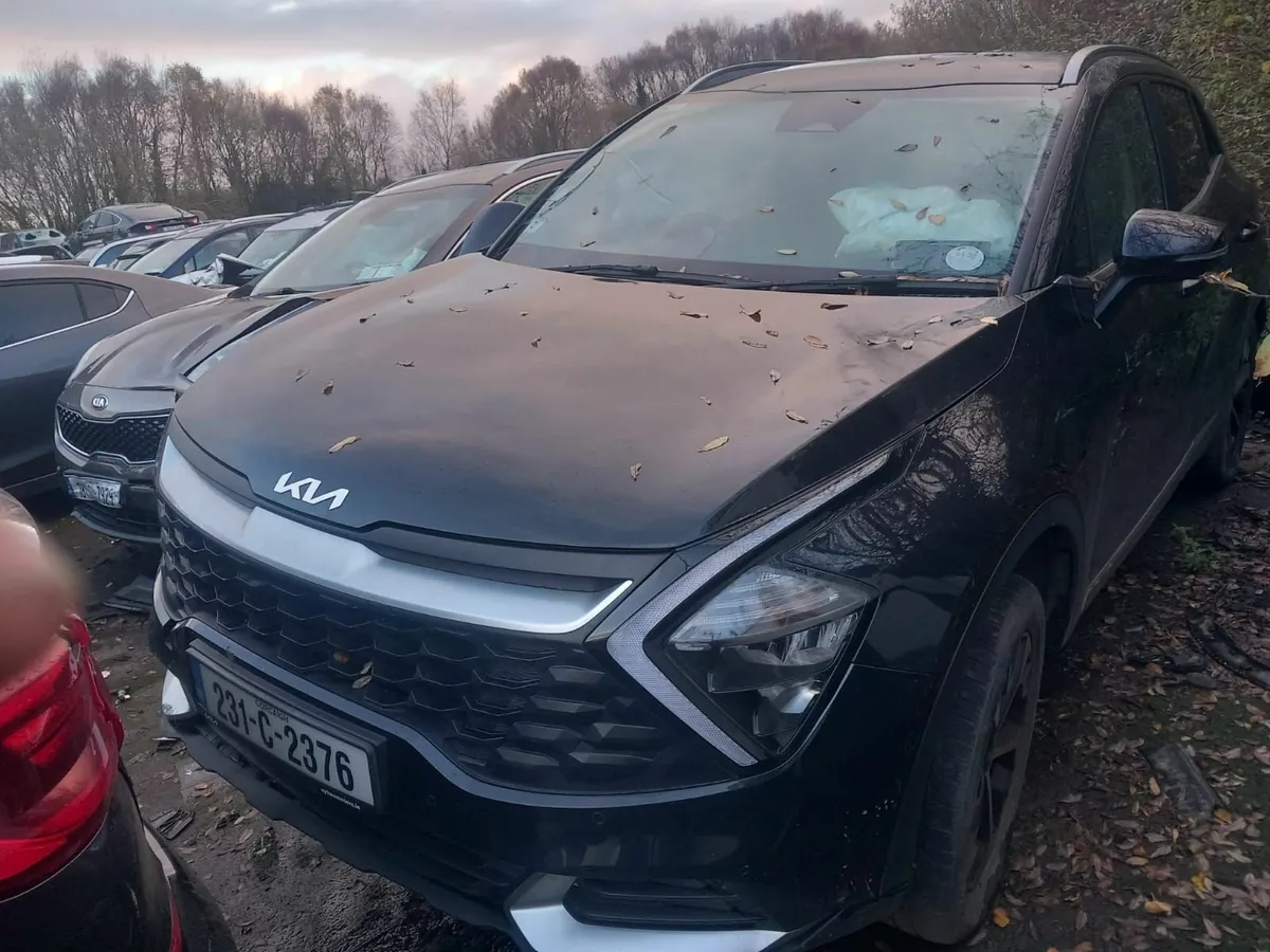 2023 kia sportage (FOR Parts / BREAKING) - Image 1