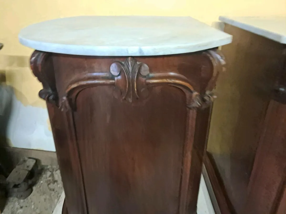 2 mahogany cabinets marble top - Image 4