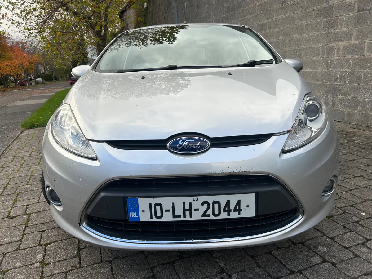 Ford Fiesta 2010 TITANIUM 1.4 D 68PS 5DR DSL - Image 3