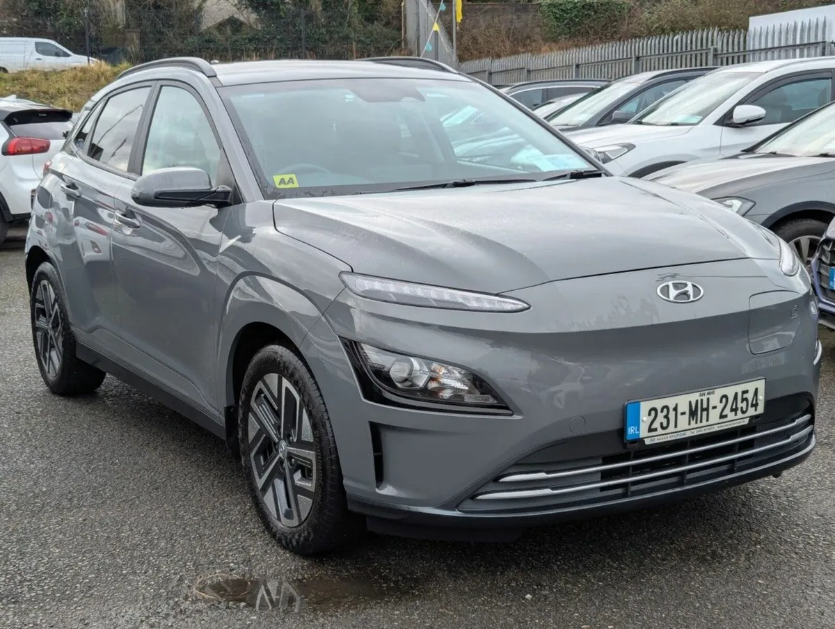 Hyundai KONA 64KW Premium *JUST ON SALE / LONG RAN - Image 1
