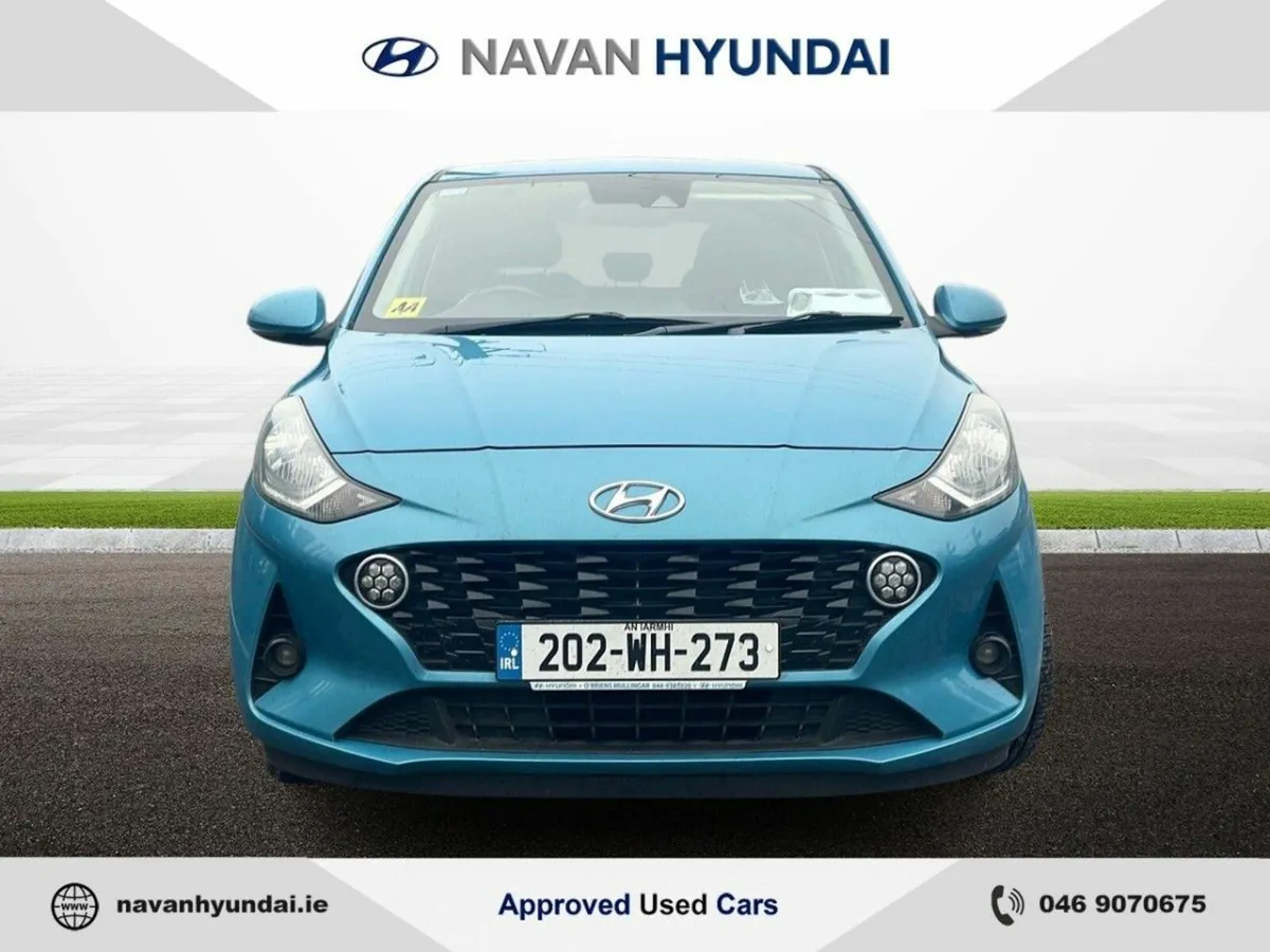 Hyundai i10 Deluxe Plus - Image 2