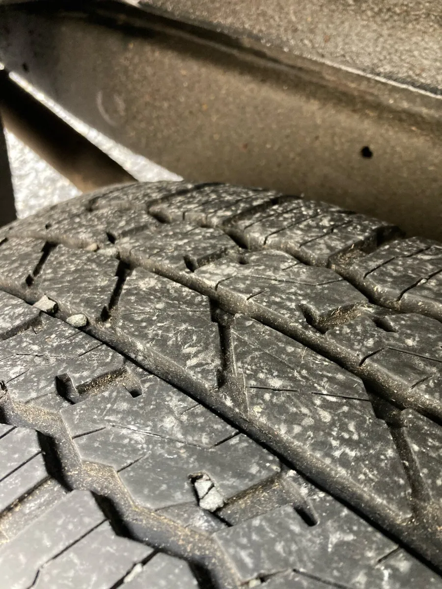 Toyota Landcruiser - Image 2