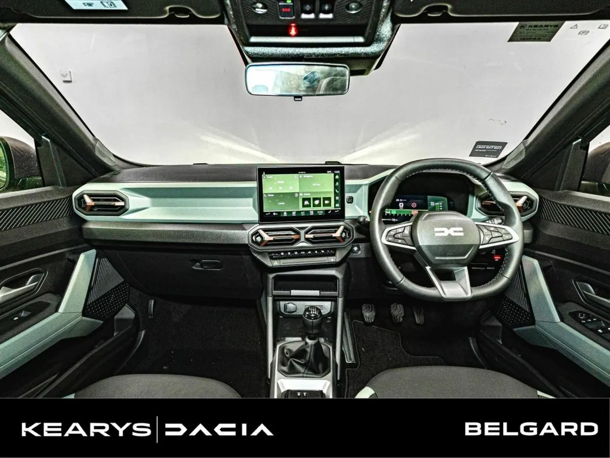 Dacia Bigster **BRAND NEW 261 MHEV 140 EXTREME** * - Image 4
