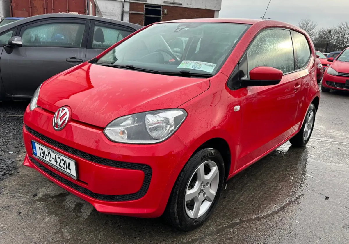 Volkswagen up! 2013 Automatic/only 41k km/warranty - Image 2