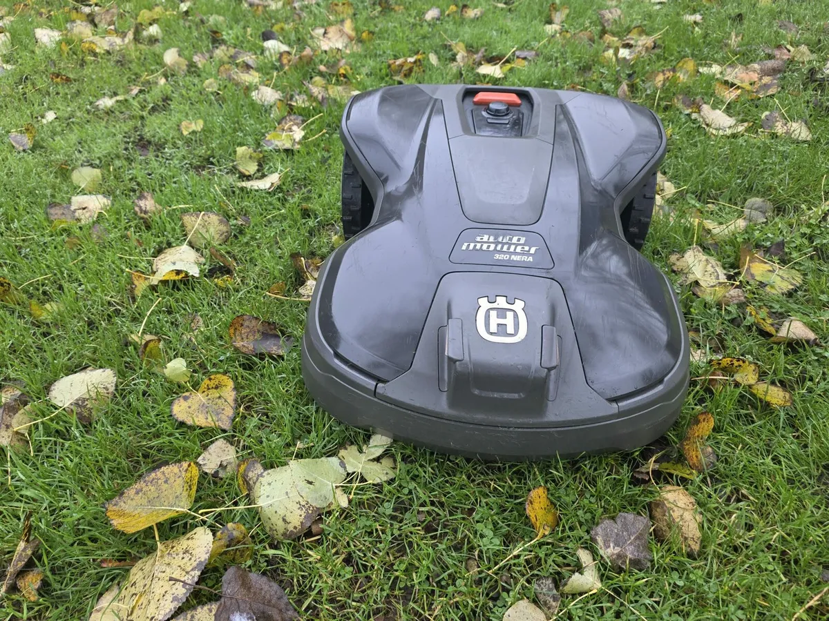 Husvarna 320 Nera Automower - Image 1