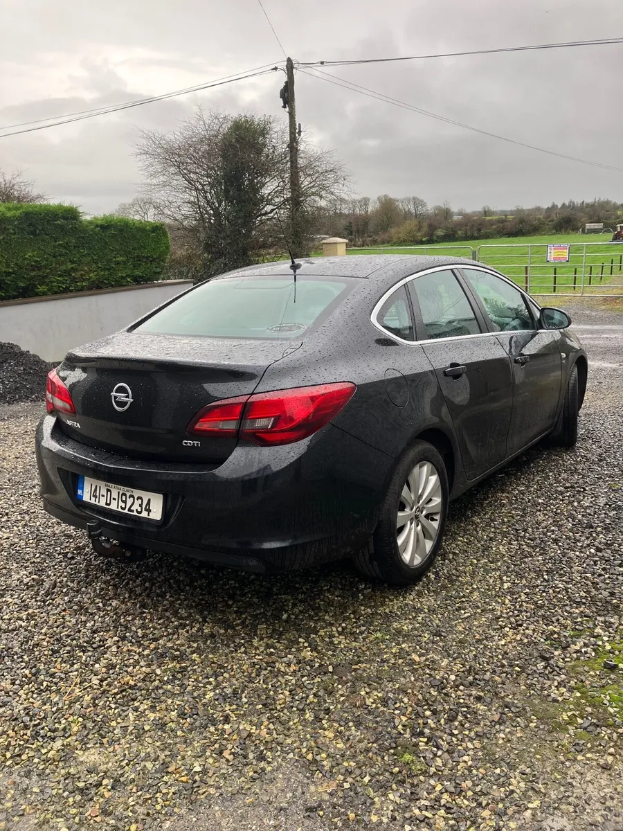 Opel Astra 2014 - Image 4