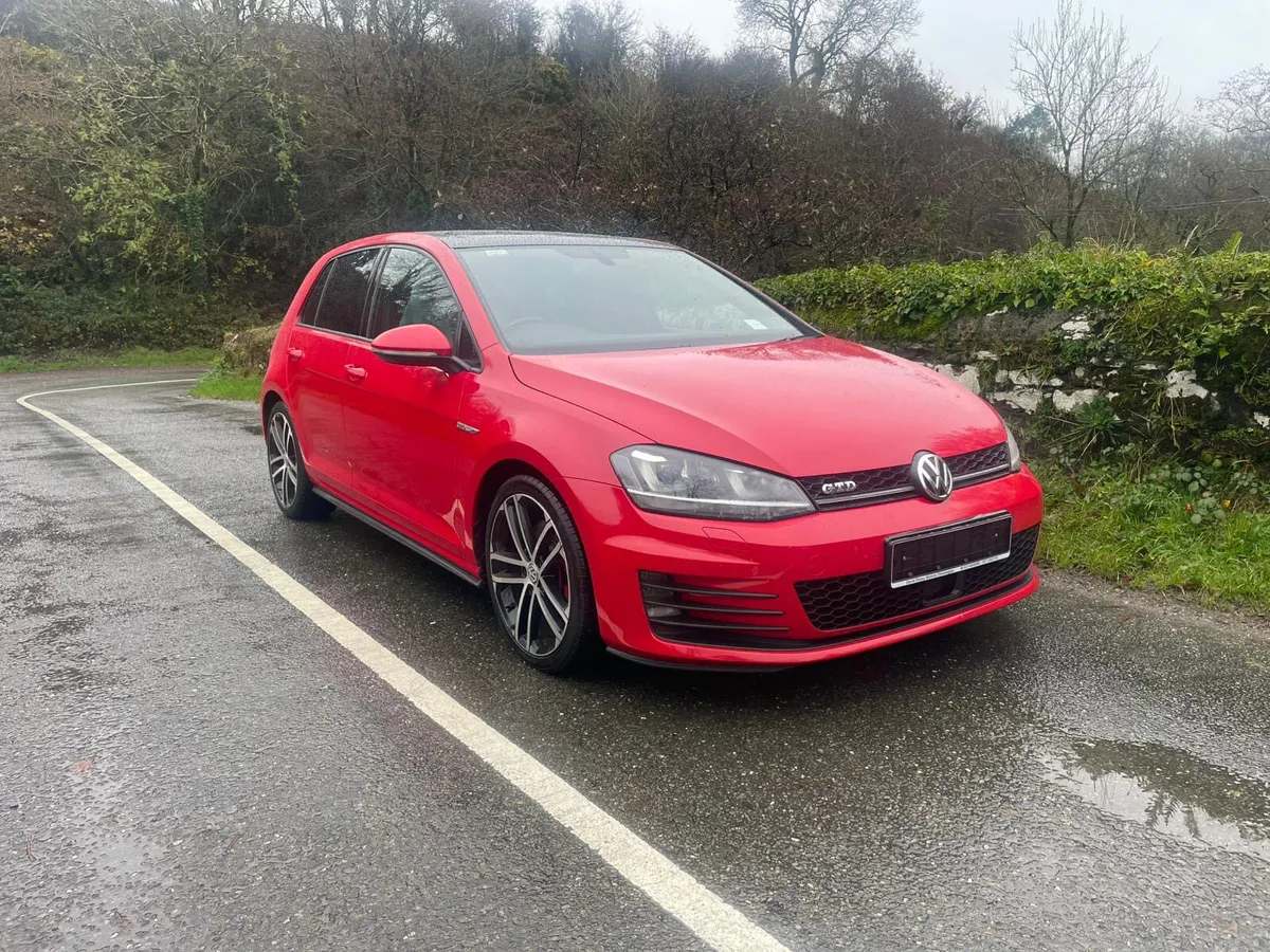 Volkswagen Golf GTD 2.0L 2015 - Image 1