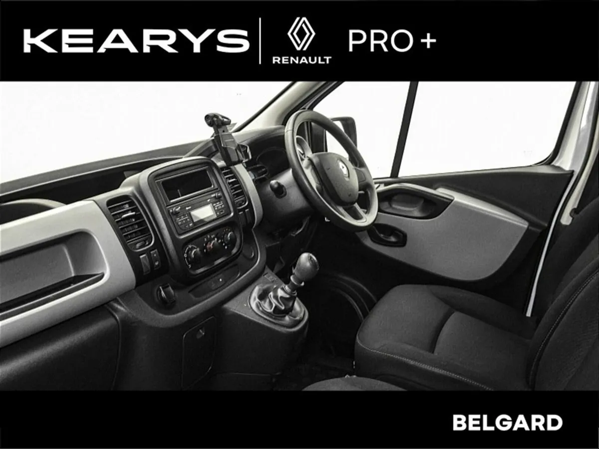 Renault Trafic LWB BUSINESS @ KEARYS BELGARD - Image 4