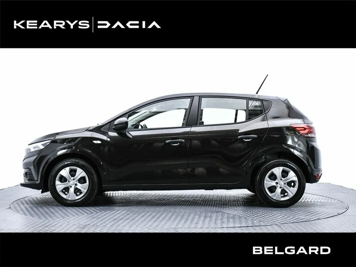 Dacia Sandero Essential TCe 90 5Sp GSR2 - Image 4