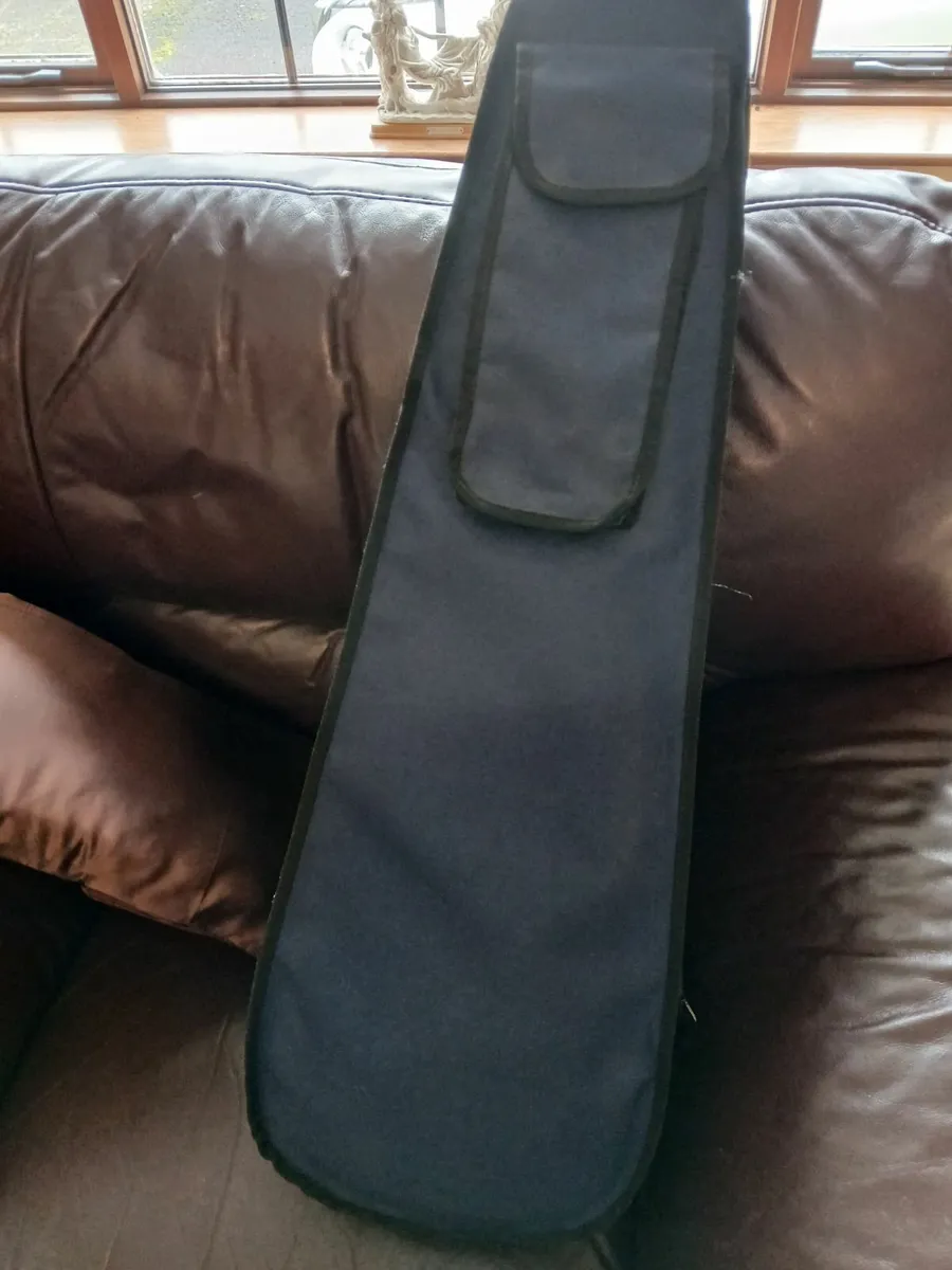 4/4 vilion - Image 1