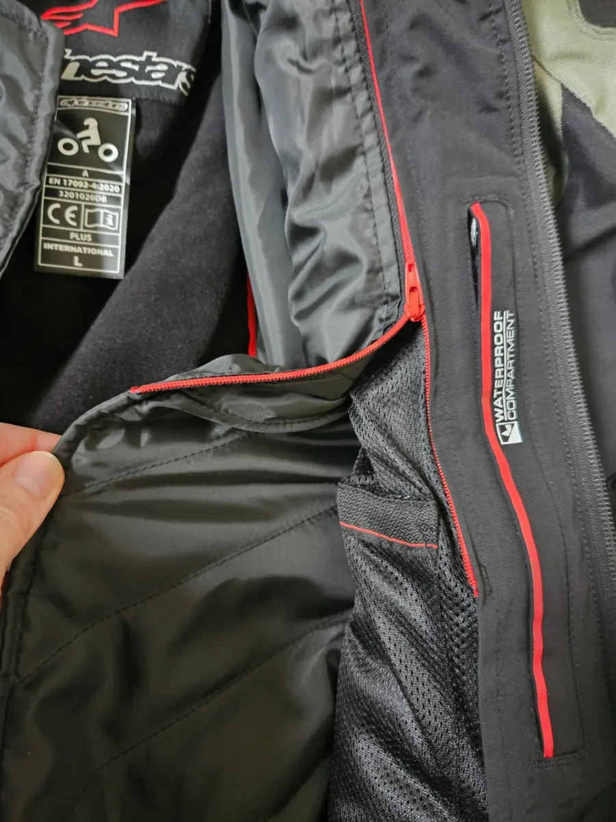 Alpinestars T-Jaws V3 Waterproof Motorcycle Jacket - Image 2