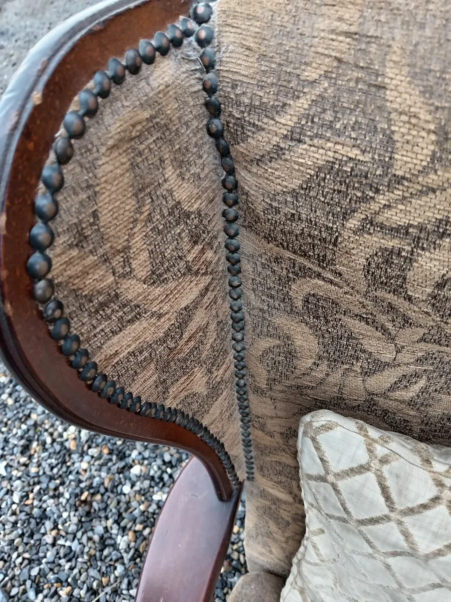 Old 2 seater couch - Image 3