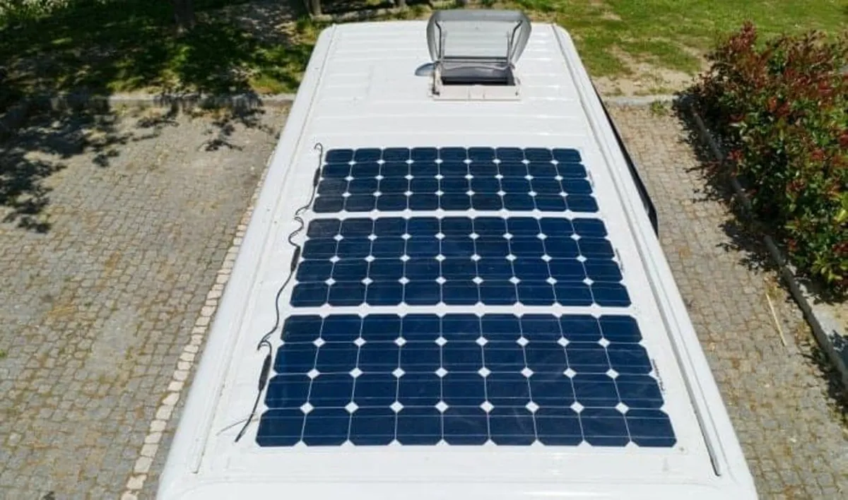 300W Solar Panel Kit for Camper Van - Image 3