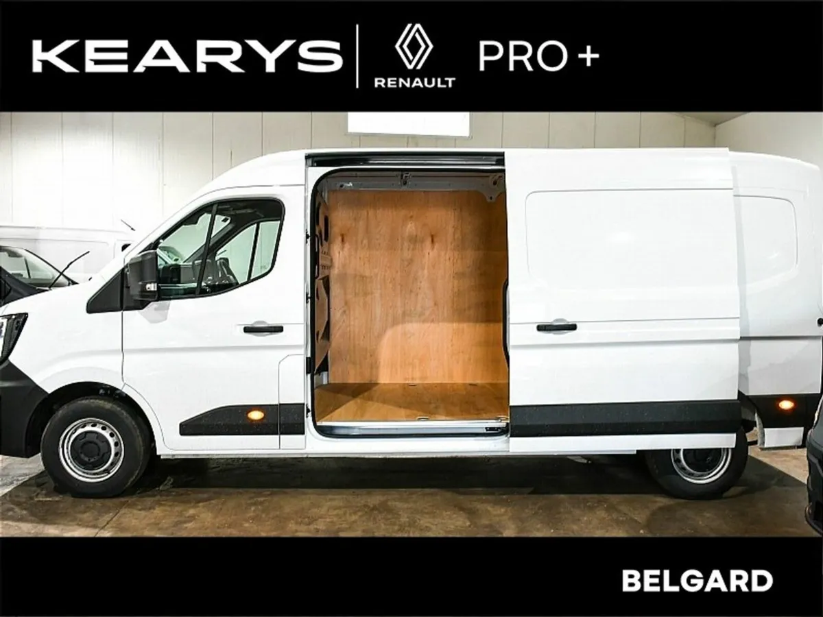 Renault Master ADVANCE 130BHP LWB @ KEARYS BELGARD - Image 3