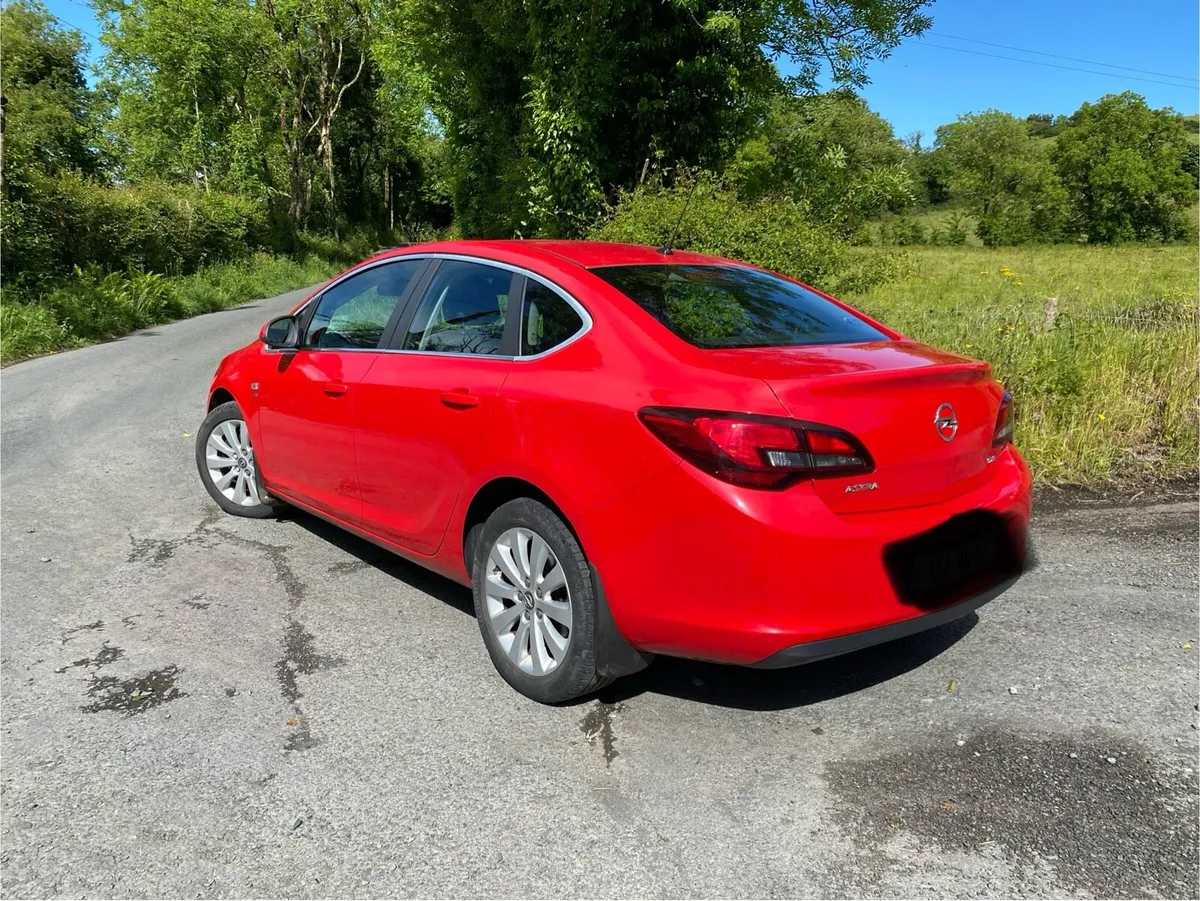 Opel Astra - Image 3