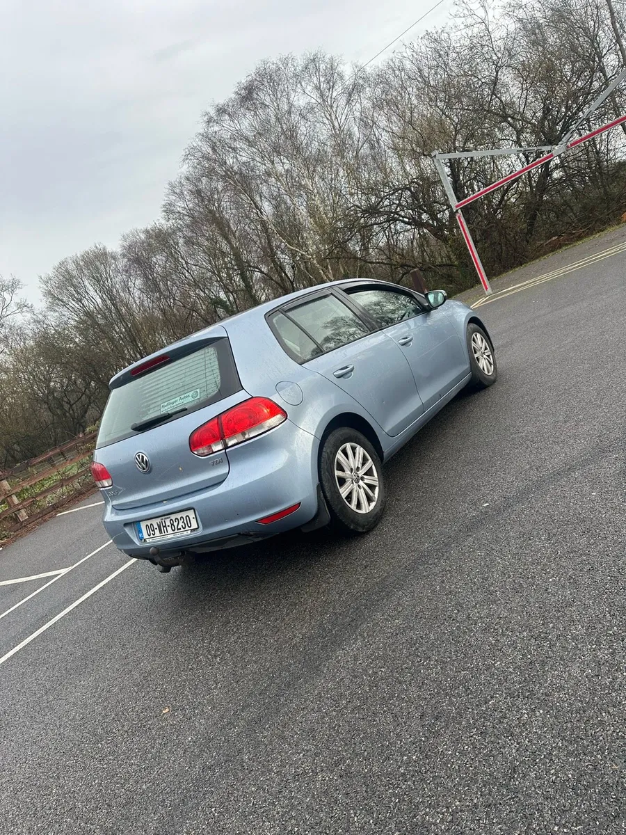 Volkswagen Golf - Image 4