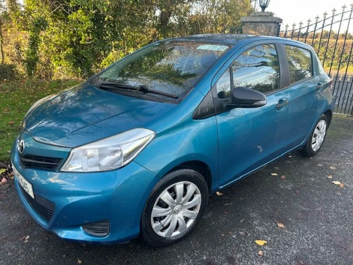 Toyota Yaris 2012 - Image 1