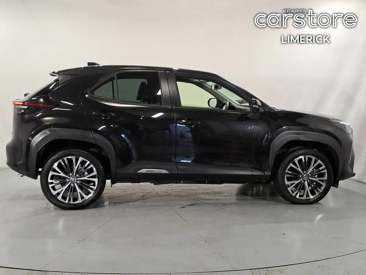 Toyota Yaris Cross 1.5 Hybird Sol - Image 2