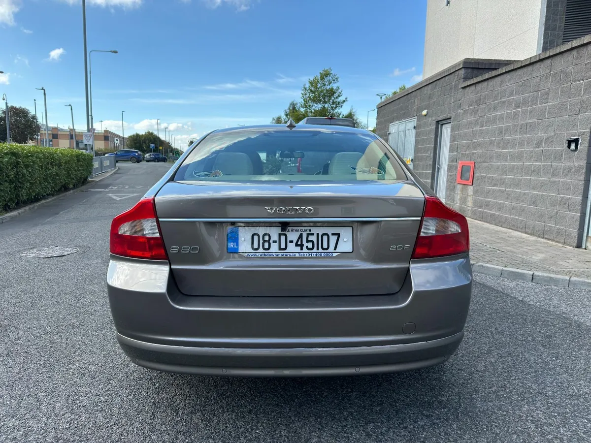 Volvo S80 2008 - Image 2