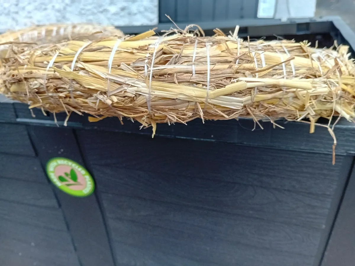 14 inch Straw wreaths x 20 wreaths - Image 2