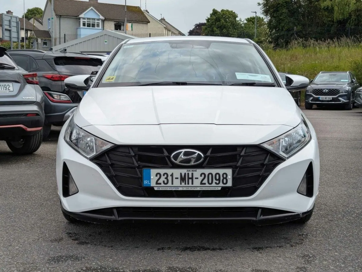 Hyundai i20 1.25i Deluxe Plus *HUGE SALE* - Image 2