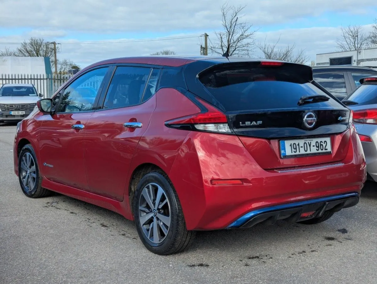 Nissan Leaf 40KW SV *PRICE DROP* - Image 3