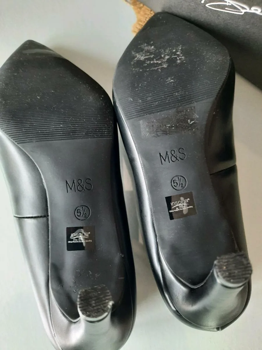 M&S Stilletto Black Shoes - Image 4