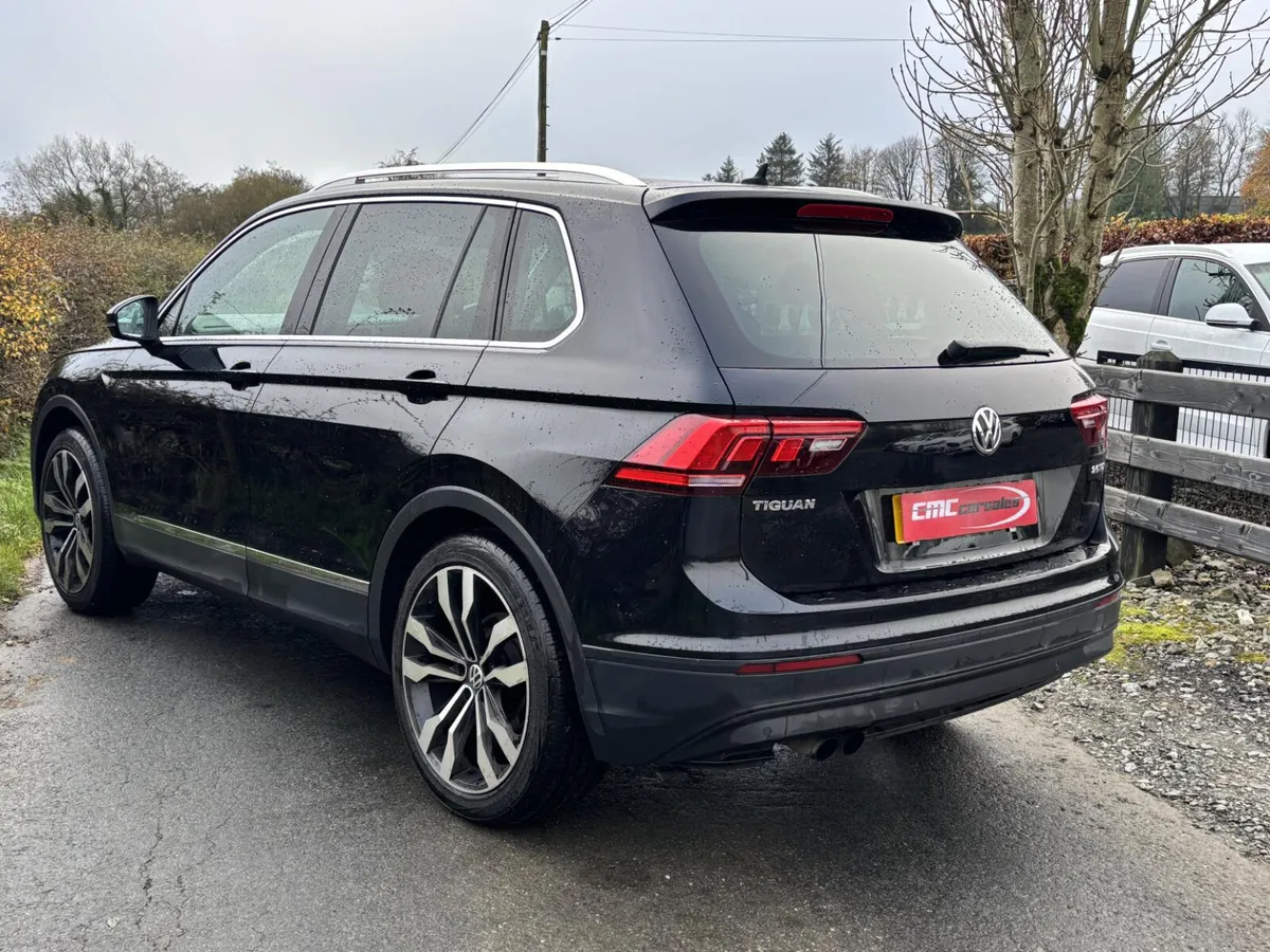 2017 Volkswagen Tiguan SE Nav - Image 2